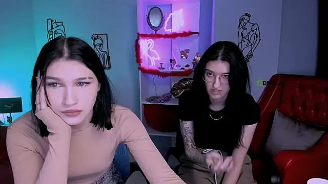 scarlet mooore online show from 3, 3, 2025