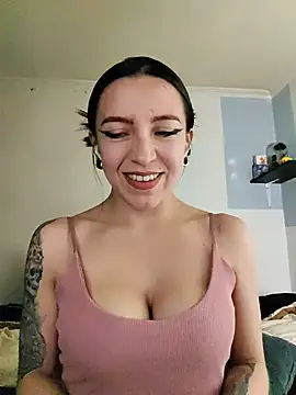 Snapshot of Paudelatorre chatting on 9, 7, 2026 Paudelatorre online show from 9, 7, 2026