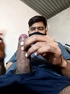 Snapshot of Pussy_lover_33 chatting on 12, 1, 2026 Pussy lover 33 online show from 12, 1, 2026