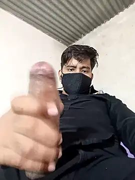 Snapshot of Pussy_lover_33 chatting on 28, 10, 2025 Pussy lover 33 online show from 28, 10, 2025