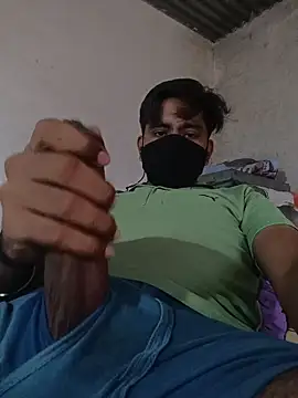 Snapshot of Pussy_lover_33 chatting on 30, 10, 2025 Pussy lover 33 online show from 30, 10, 2025