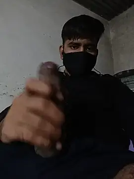 Snapshot of Pussy_lover_33 chatting on 28, 11, 2025 Pussy lover 33 online show from 28, 11, 2025