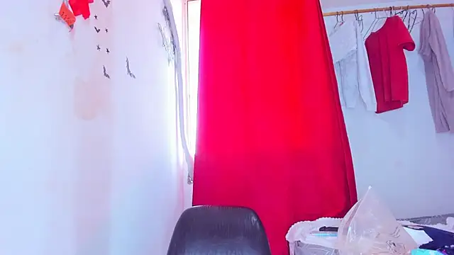 Emily Coper18 online show from 6, 1, 2026