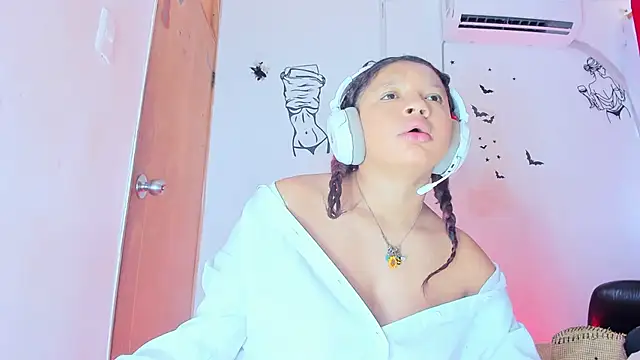 Emily Coper18 online show from 12, 1, 2026