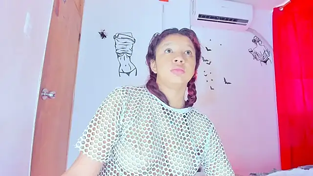 Emily Coper18 online show from 18, 1, 2026