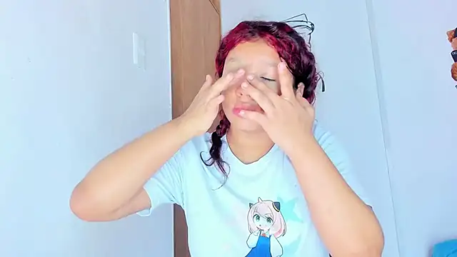 Emily Coper18 online show from 5, 10, 2025