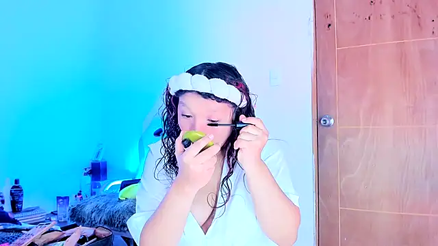 Emily Coper18 online show from 15, 5, 2026