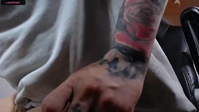 Snapshot of cute_eidenx chatting on 20, 2, 2026 cute eidenx online show from 20, 2, 2026