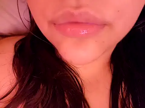 Snapshot of Blanquitaaa chatting on 19, 12, 2024 Blanquitaaa online show from 19, 12, 2024