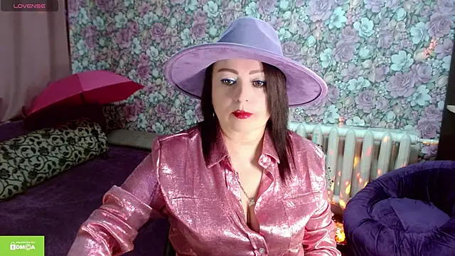 Julia-ru online show from 16, 12, 2025