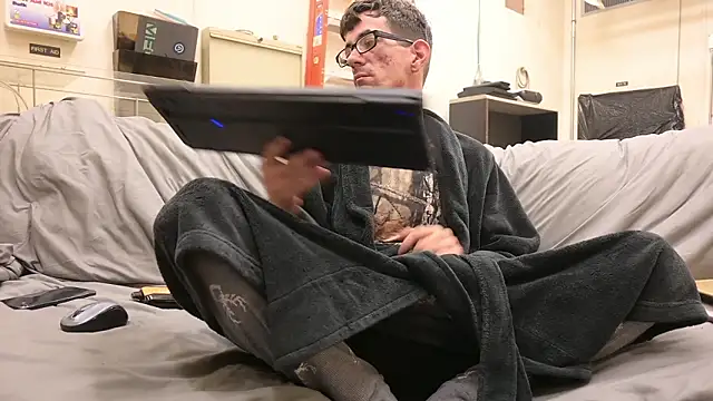 joeiandola online show from 4, 3, 2026