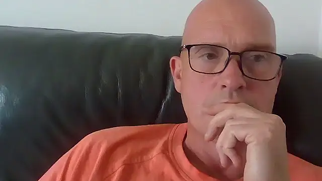 Snapshot of mrtickle0025 chatting on 10, 6, 2026 mrtickle0025 online show from 10, 6, 2026