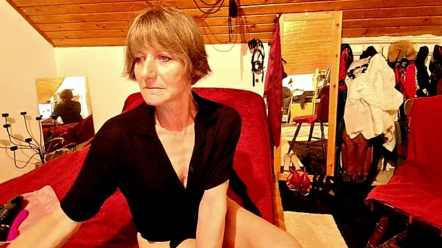 Hot Colettte online show from 3, 6, 2026