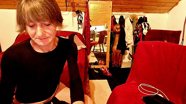 Hot Colettte online show from 12, 6, 2026