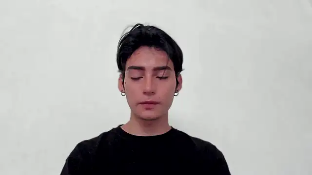 sebas rose online show from 4, 12, 2024