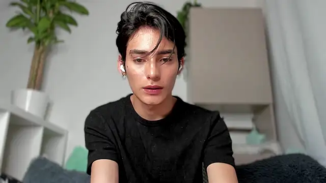 sebas rose online show from 11, 1, 2025