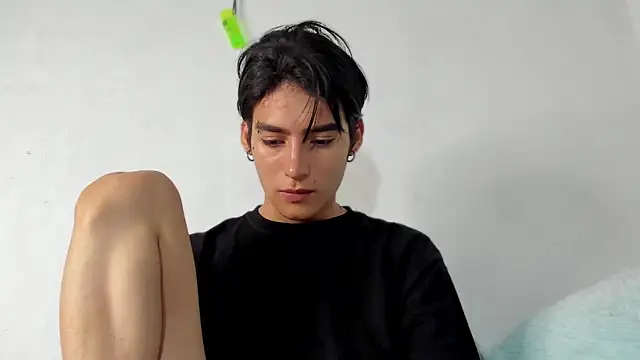 sebas rose online show from 4, 12, 2024