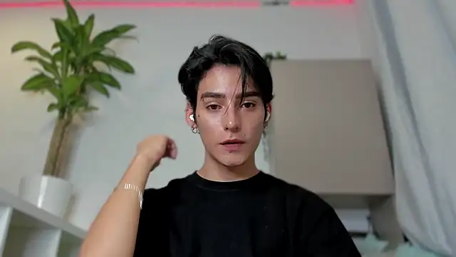 sebas rose online show from 12, 1, 2025