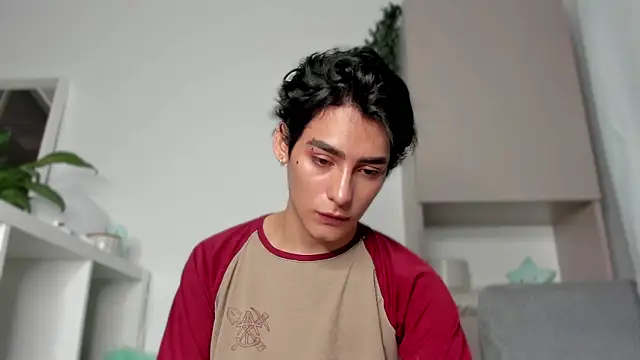 sebas rose online show from 13, 2, 2025