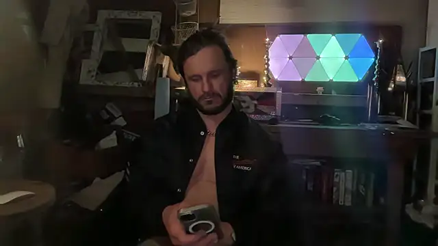 CowboyZuhly online show from 7, 4, 2026
