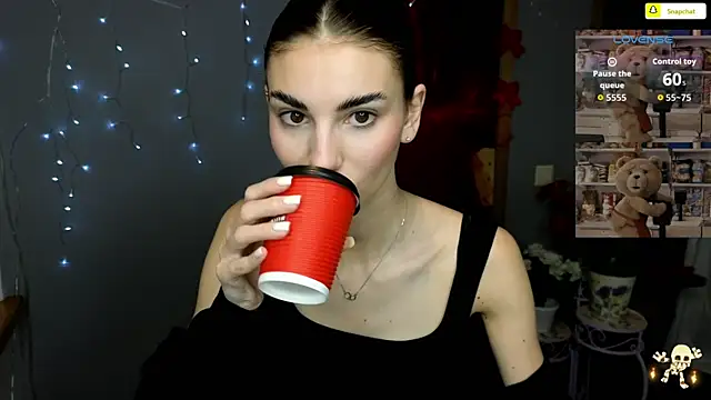 EmmyGreans online show from 17, 12, 2025