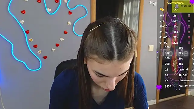 EmmyGreans online show from 21, 3, 2025