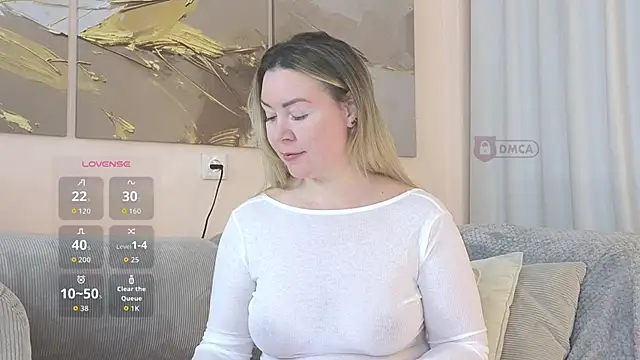 ElleCherry online show from 14, 9, 2025