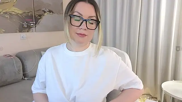 ElleCherry online show from 11, 1, 2026