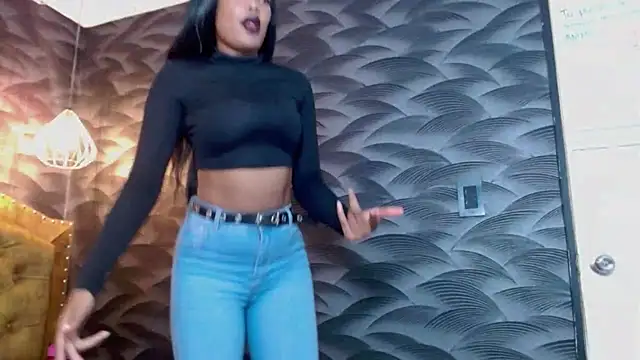 CrystalBrooke3x online show from 1, 10, 2025