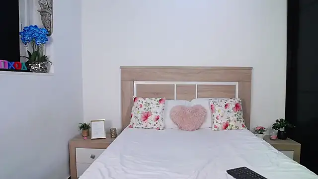 AylinRoss online show from 24, 10, 2025