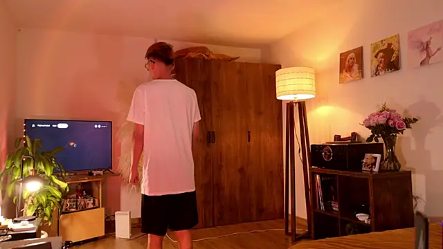 Mr evan1 online show from 3, 10, 2025