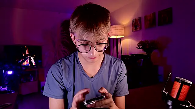 Mr evan1 online show from 18, 9, 2025