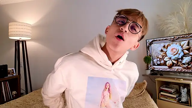 Mr evan1 online show from 9, 11, 2025