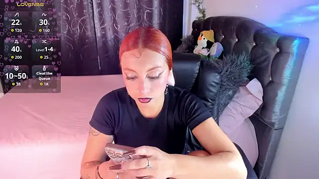 Violetaarey online show from 17, 4, 2026