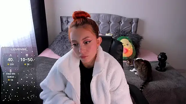 Violetaarey online show from 27, 3, 2026