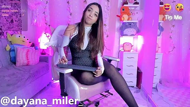  dayana miler online show from 17, 12, 2025