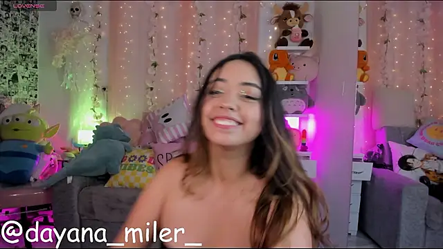  dayana miler online show from 9, 3, 2026