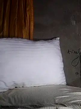 lachilena027 online show from 27, 2, 2025