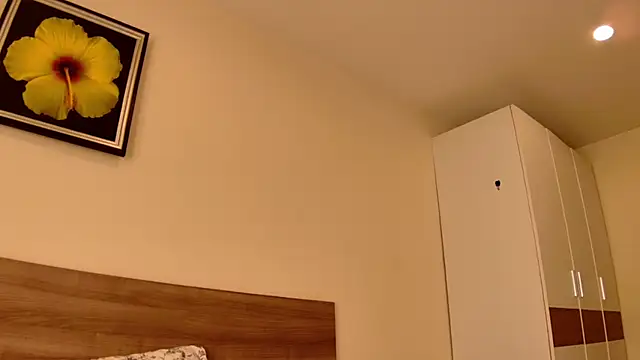 sun place online show from 20, 3, 2025