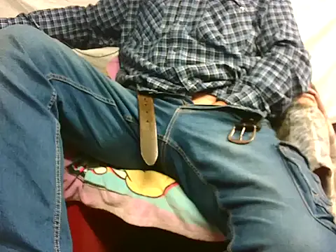 Giulio35 Pika online show from 23, 12, 2025