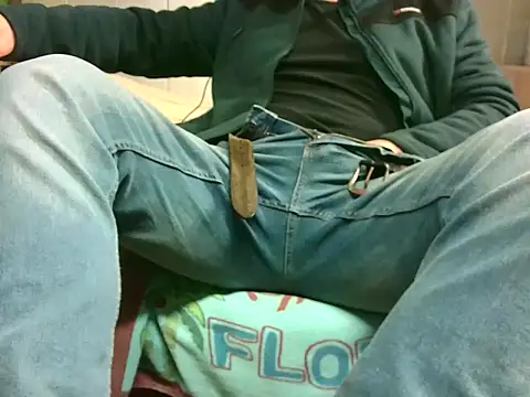 Giulio35 Pika online show from 22, 3, 2026