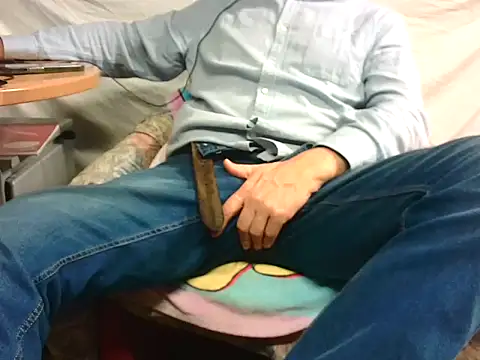 Giulio35 Pika online show from 22, 12, 2025