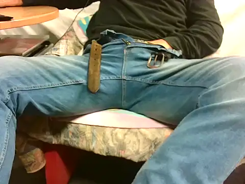 Giulio35 Pika online show from 5, 11, 2025