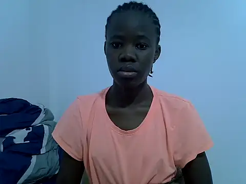 Snapshot of hey_its_andreana chatting on 6, 7, 2026 hey its andreana online show from 6, 7, 2026