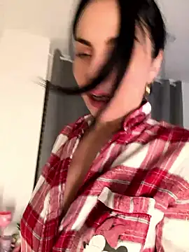 KimKelly13 online show from 7, 1, 2026