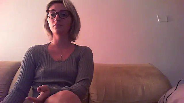 sexy blondie92 online show from 13, 1, 2025