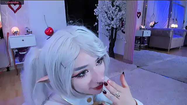 Snapshot of zephirahabney chatting on 8, 3, 2025 zephirahabney online show from 8, 3, 2025