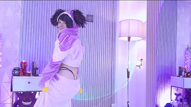 Snapshot of zephirahabney chatting on 9, 11, 2025 zephirahabney online show from 9, 11, 2025