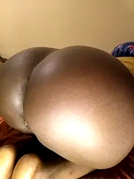 Misskhalifa  online show from 20, 12, 2025