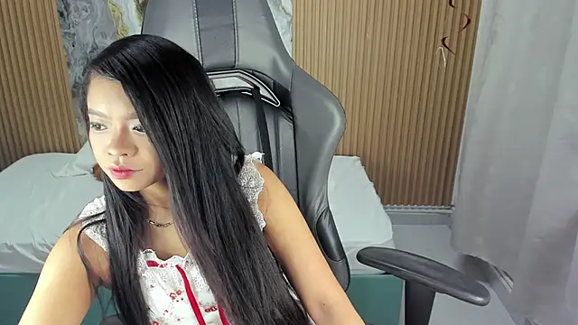 Snapshot of Lili_16 chatting on 27, 11, 2025 Lili 16 online show from 27, 11, 2025